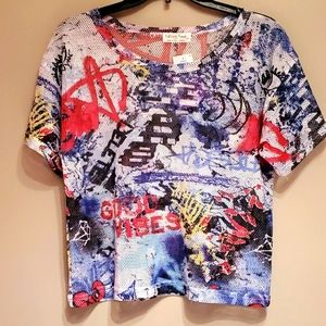 Graffiti short sleeve top
